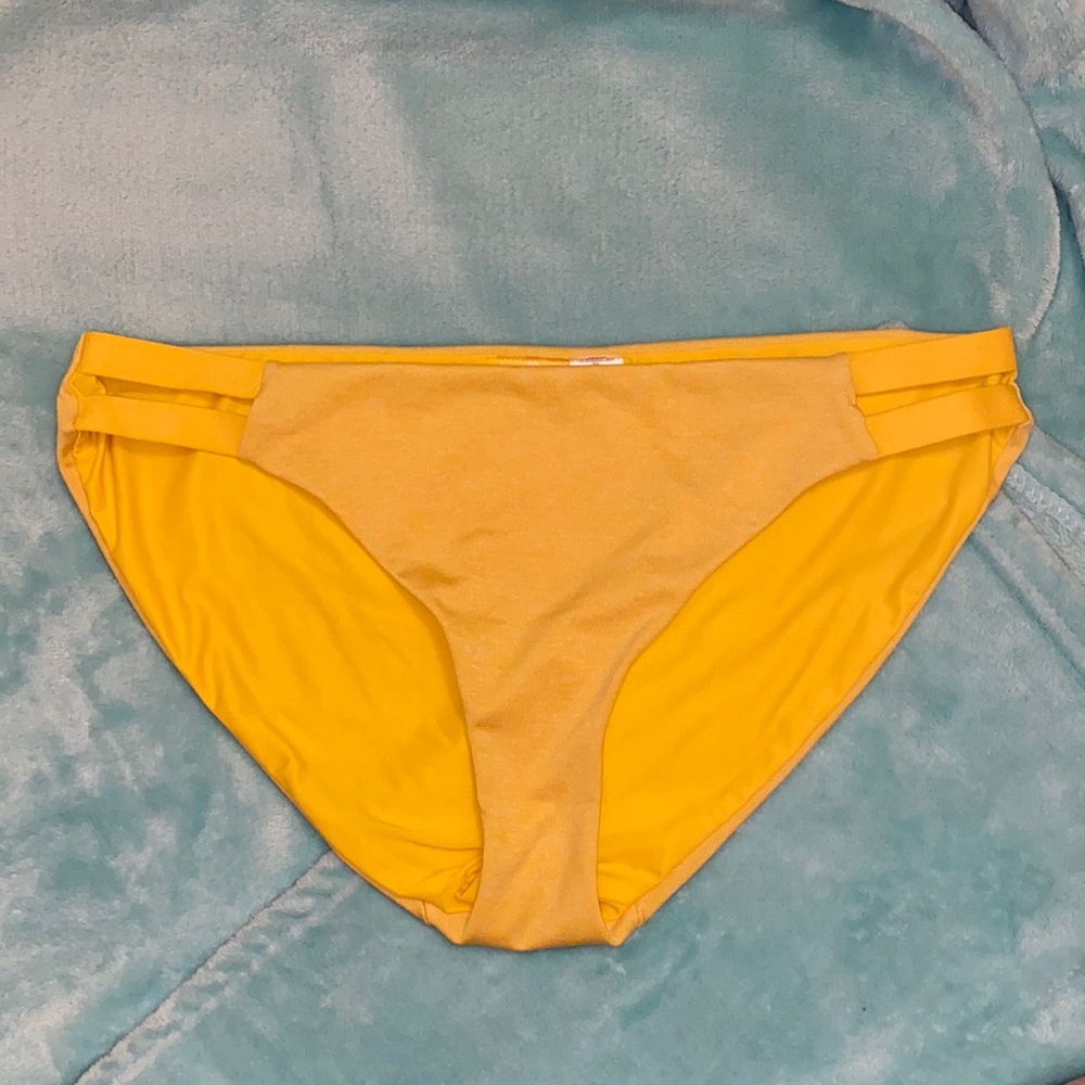 CALIA by Carrie Underwood yellow swim suit bottoms
